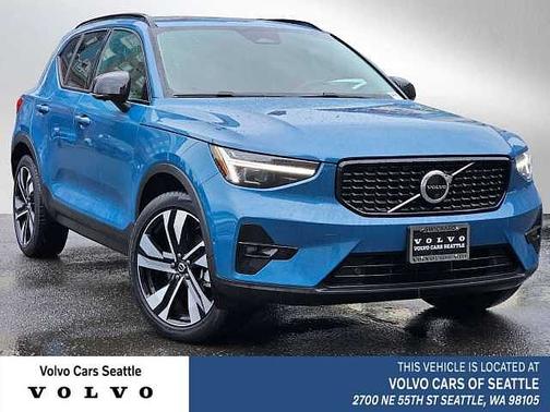 Fjord Blue 2023 Volvo XC40 B5 AWD Ultimate Dark