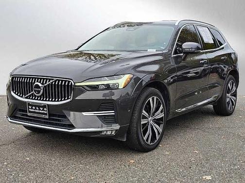 2023 Volvo XC60 Plus