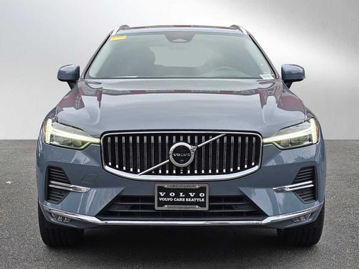 2022 Volvo XC60 B6 AWD Inscription