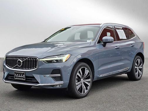 2022 Volvo XC60 B6 AWD Inscription