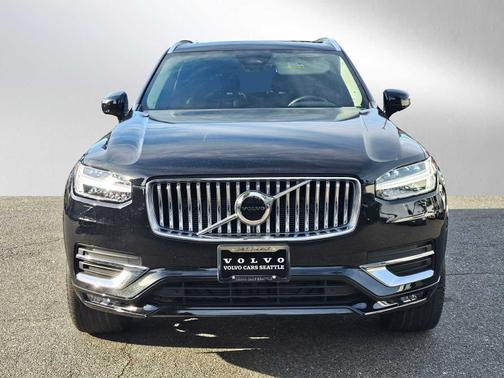 2024 Volvo XC90 B6 Core Bright