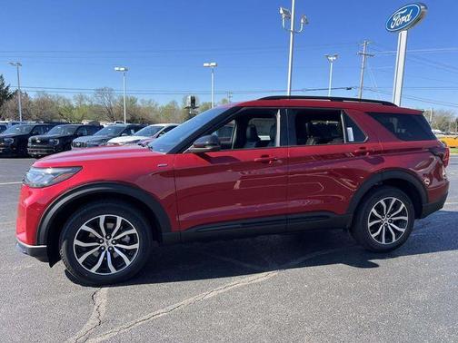 Rapid Red Metallic Tinted Clearcoat 2026 Ford Explorer ST-Line