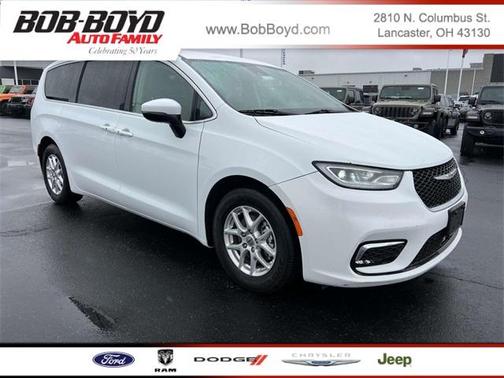 2023 Chrysler Pacifica Touring-L