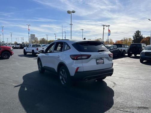2025 Ford Escape ST-Line