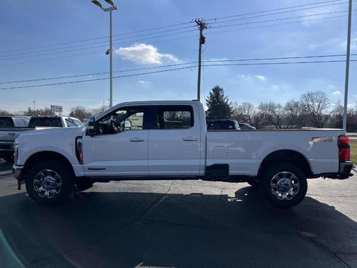 2025 Ford F-350 Lariat Super Duty