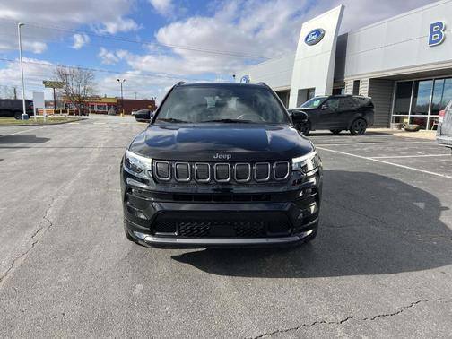 2022 Jeep Compass Altitude