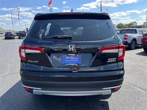 2020 Honda Pilot Touring 8-Passenger