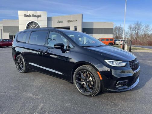 2025 Chrysler Pacifica Limited