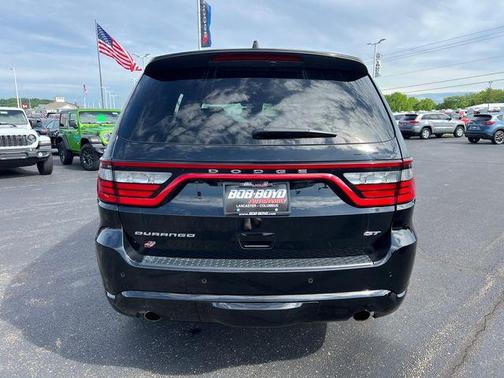 DB Black Crystal Clearcoat 2024 Dodge Durango GT
