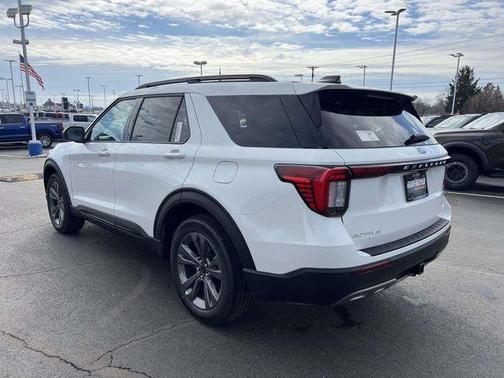 Star White 2026 Ford Explorer Active