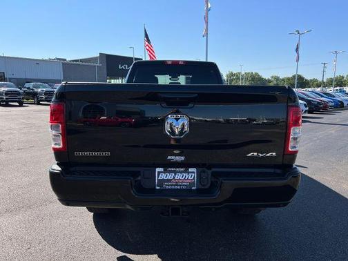 Diamond Black 2022 RAM 3500 Big Horn