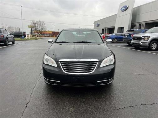 2012 Chrysler 200 Limited