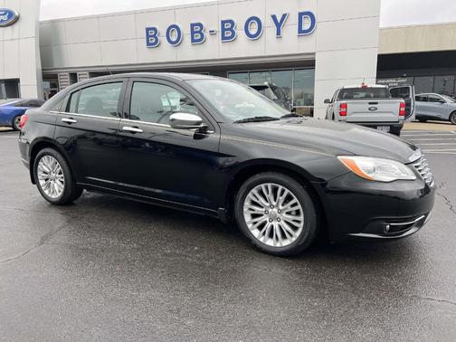 2012 Chrysler 200 Limited