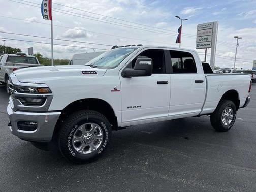 Bright White Clearcoat 2025 RAM 2500 Big Horn
