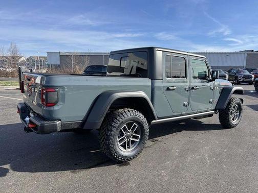 Anvil Clearcoat 2026 Jeep Gladiator Mojave