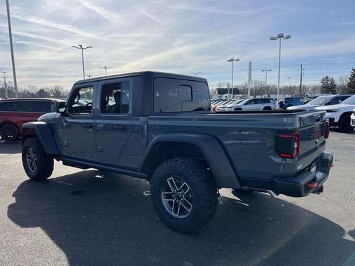 Anvil Clearcoat 2026 Jeep Gladiator Mojave
