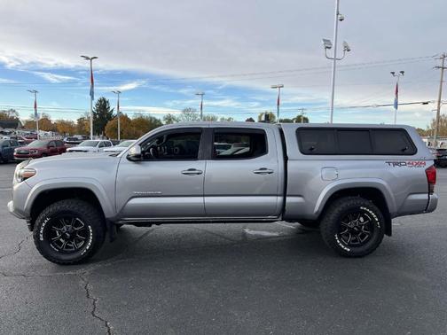 2016 Toyota Tacoma SR5