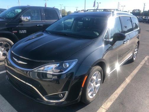 2019 Chrysler Pacifica Touring-L Plus
