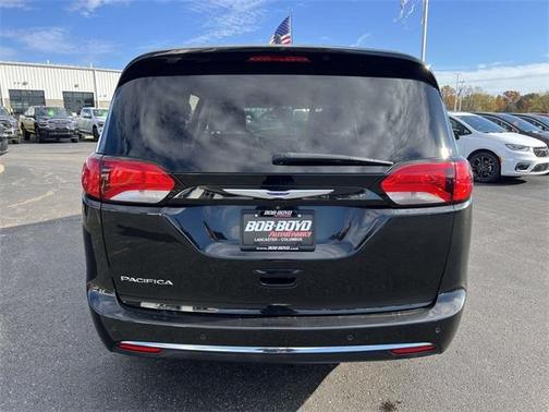 2019 Chrysler Pacifica Touring-L Plus
