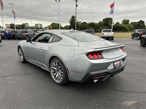 2025 Ford Mustang EcoBoost Premium