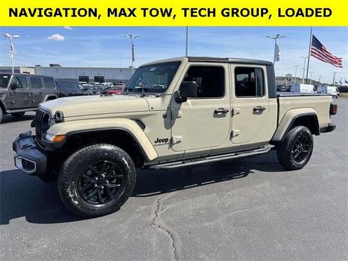 2022 Jeep Gladiator Sport