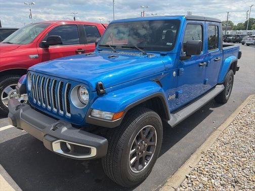 Hydro Blue Pearlcoat 2023 Jeep Gladiator Overland