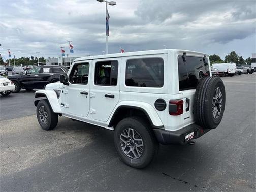 2025 Jeep Wrangler Sahara
