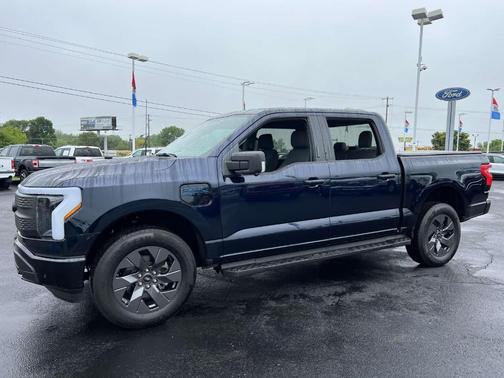 2024 Ford F-150 Lightning Flash