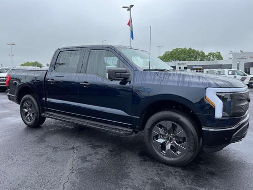 2024 Ford F-150 Lightning Flash