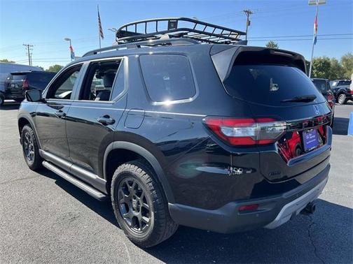 2025 Honda Pilot TrailSport