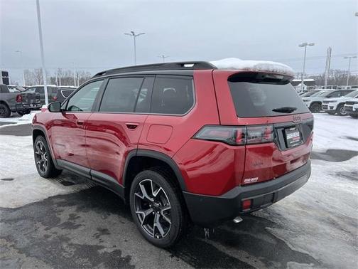 2026 Jeep Cherokee Overland
