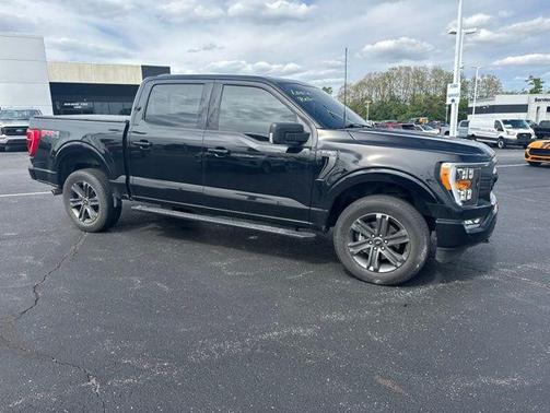 Black Metallic 2023 Ford F-150 XLT