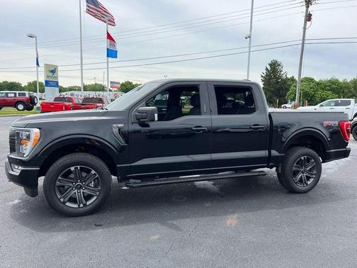 Black Metallic 2023 Ford F-150 XLT