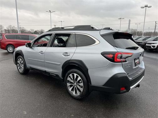 2025 Subaru Outback Touring