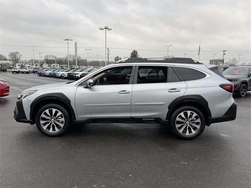 2025 Subaru Outback Touring