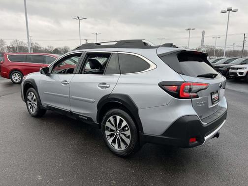 2025 Subaru Outback Touring