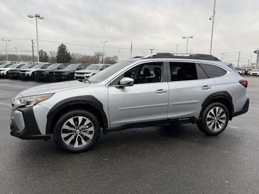2025 Subaru Outback Touring