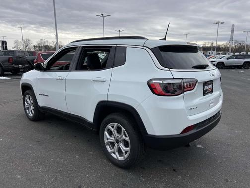2026 Jeep Compass Latitude