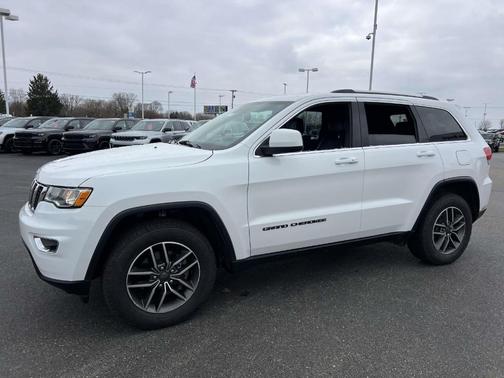 2019 Jeep Grand Cherokee Laredo E