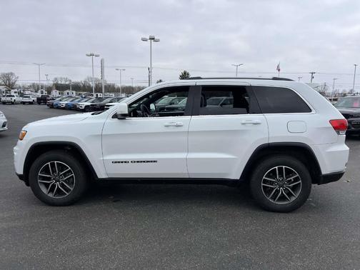 2019 Jeep Grand Cherokee Laredo E
