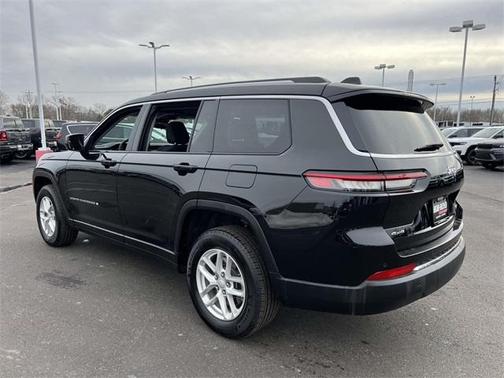 2024 Jeep Grand Cherokee L Laredo