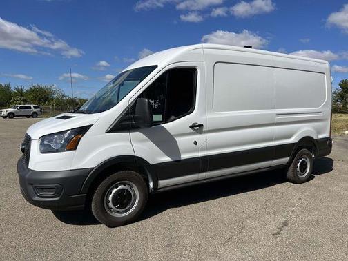 Oxford White 2026 Ford Transit-250 148 WB Medium Roof Cargo