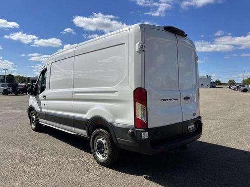 Oxford White 2026 Ford Transit-250 148 WB Medium Roof Cargo