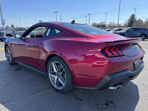2025 Ford Mustang GT Premium