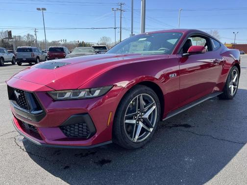 2025 Ford Mustang GT Premium