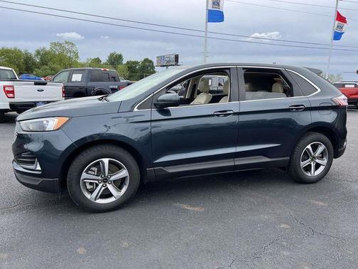 Blue Metallic 2024 Ford Edge SEL