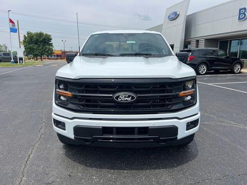 Oxford White 2026 Ford F-150 XLT