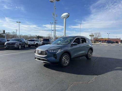 Vapor Blue Metallic 2025 Ford Escape PHEV