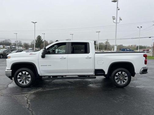 Summit White 2025 Chevrolet Silverado 2500 LT