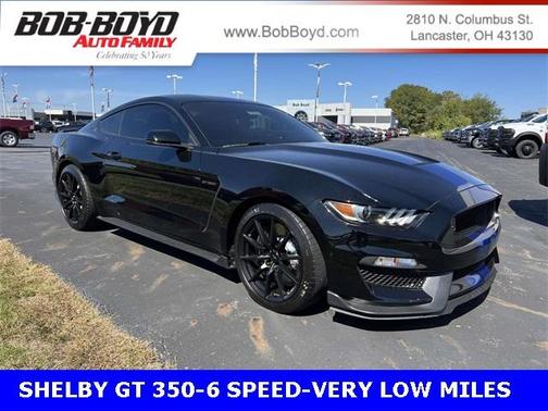 2017 Ford Shelby GT350 Base